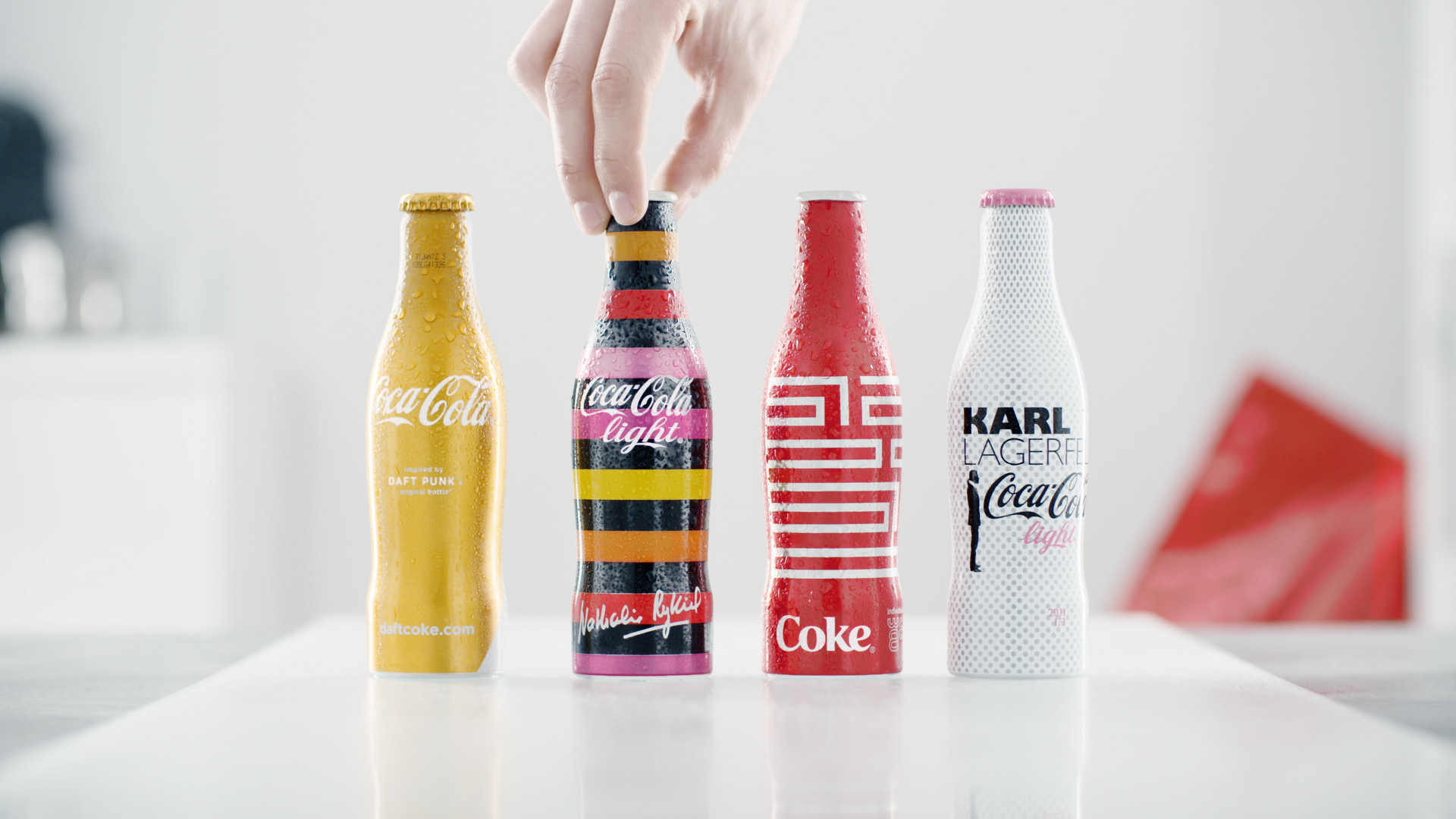 Coca-Cola, Creative Cans