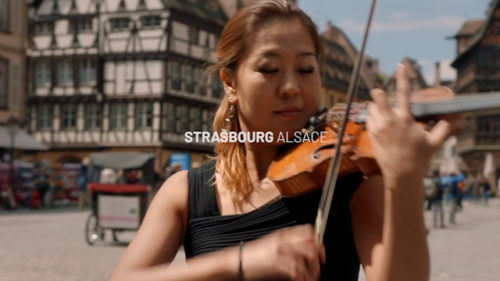 violon rue femme