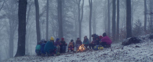 Film colonie feu camp